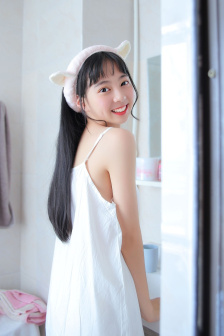 婚后被调教当众高潮H喷水视频